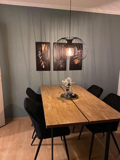 Design, Hochschule, Wildpark, Zentral, Waipu Tv, Netflix Apartment Пфорцхайм Екстериор снимка